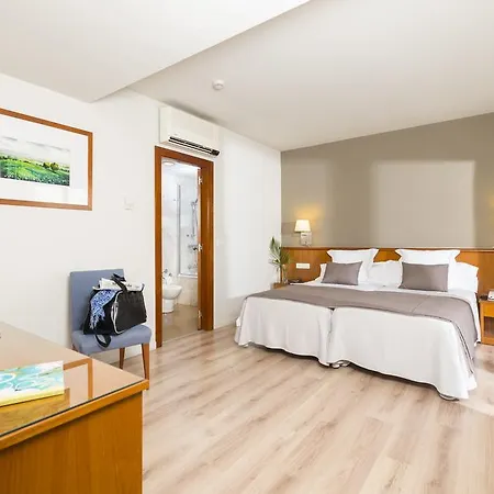 & Terraza 4 Sup 4* Ρόζες